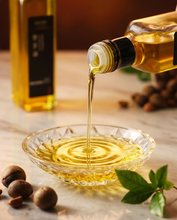 Load image into Gallery viewer, Cold pressed Oil 100% Camellia Oil 苦茶油